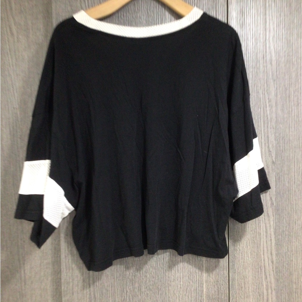 Puma Black and White Cropped V-Neck Logo Tee - Picture 2 of 3